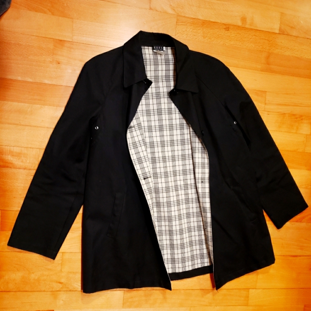 KORS Michael Kors 100% Button Front Trench Coat with front pockets